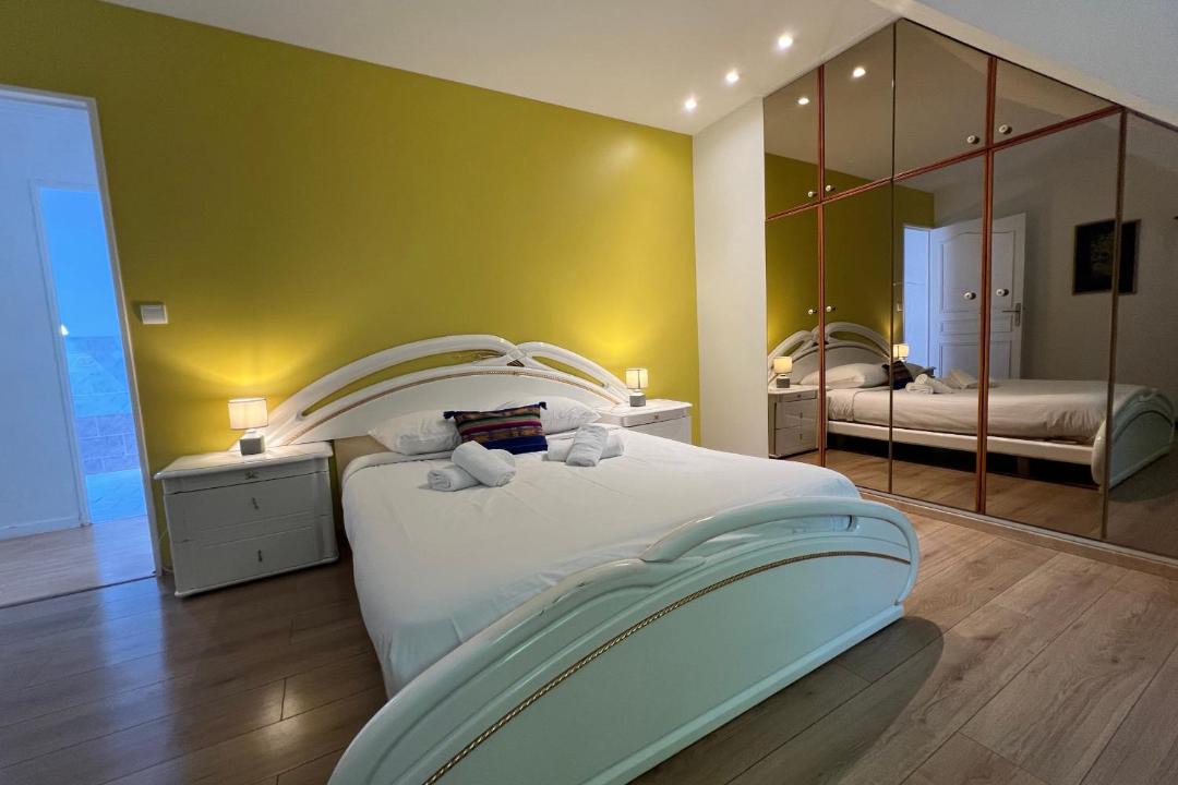 Photo of Bedroom in La Houssaye-en-Brie
