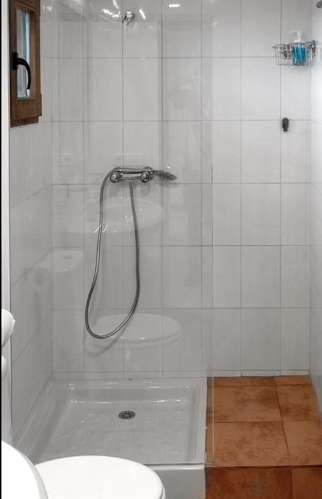 Photo of Bathroom in Gombren