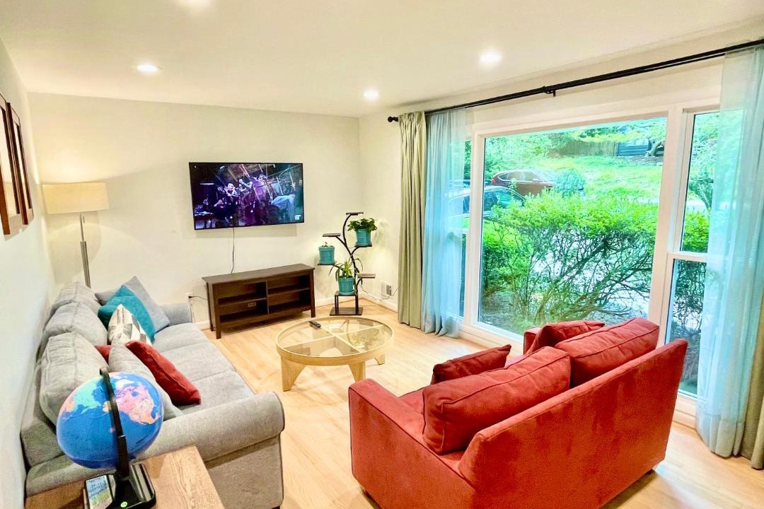 Photo of Others in Silver Spring