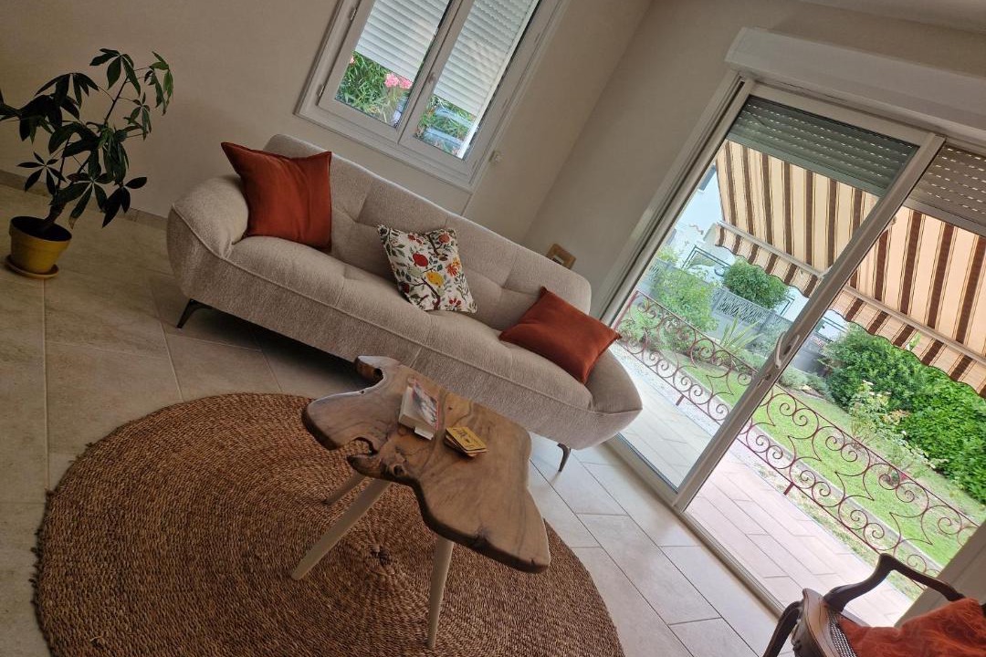 Photo of Others in Nyons