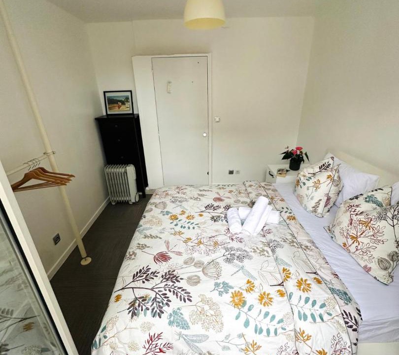 Photo of Bedroom in Les Lilas
