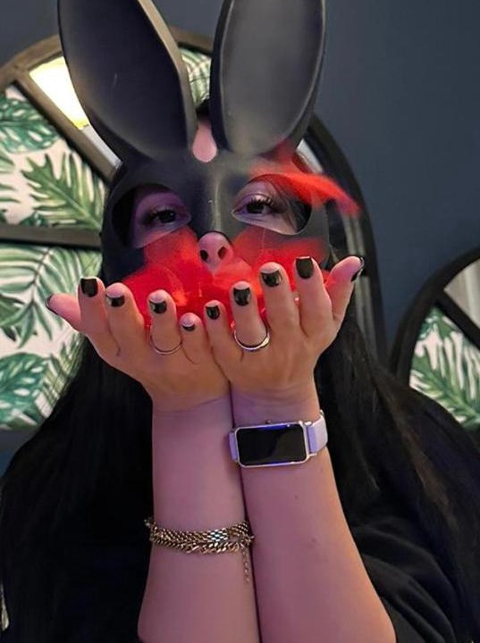 Photo of Human In Picture in Chateau-Renault