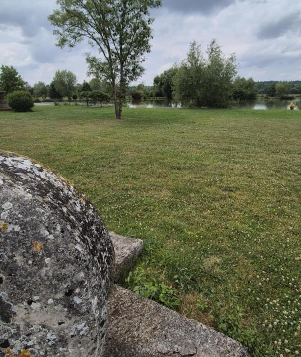 Photo of Others in Chessy-les-Pres