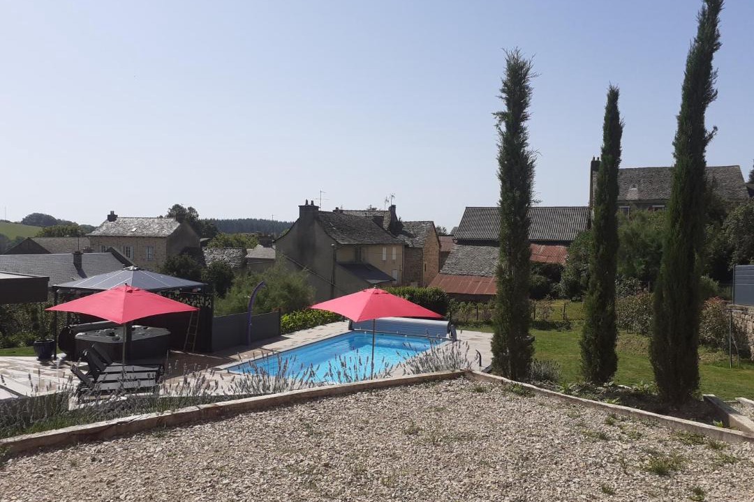 Photo of Others in Durenque