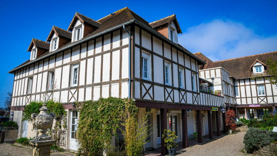 Photo of Buildings in Dives-sur-Mer