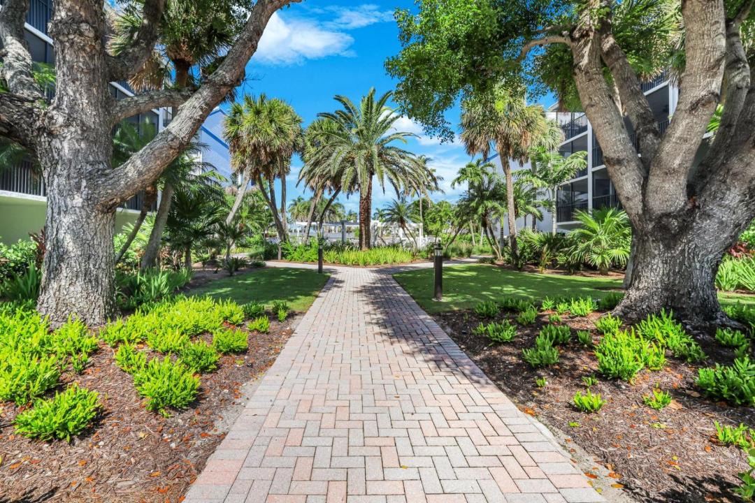 Photo of Others in Captiva