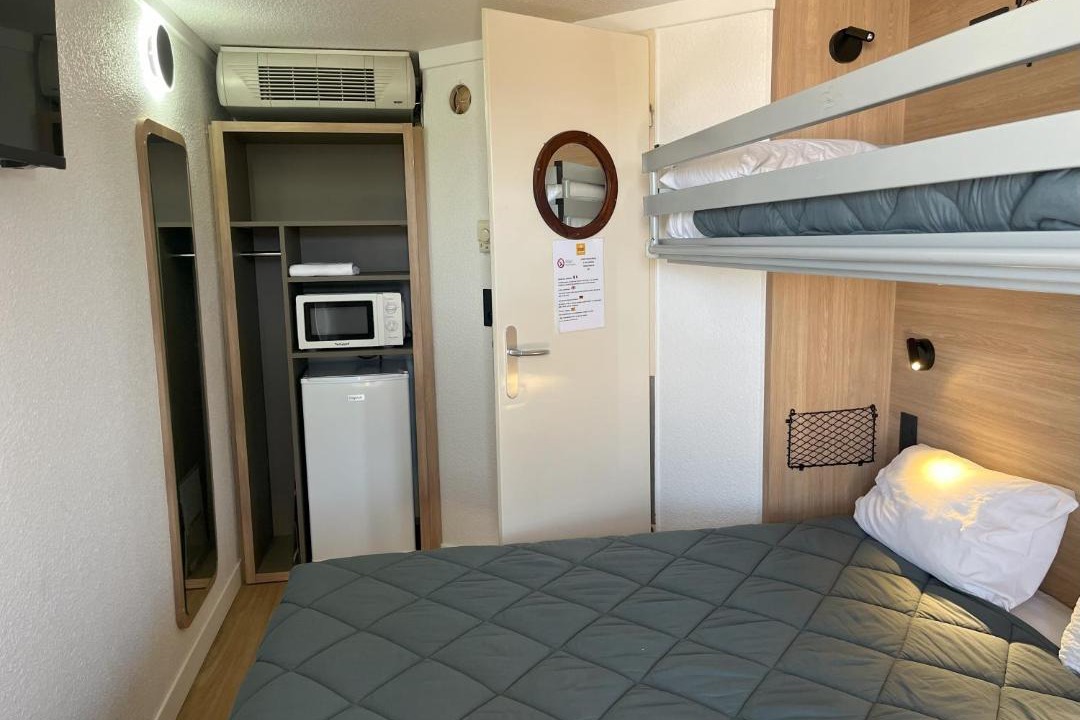 Photo of Bedroom in Saint Tronquet Business Park