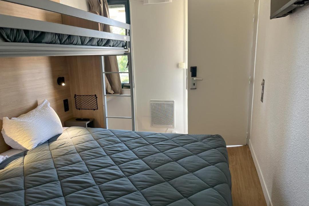 Photo of Bedroom in Saint Tronquet Business Park