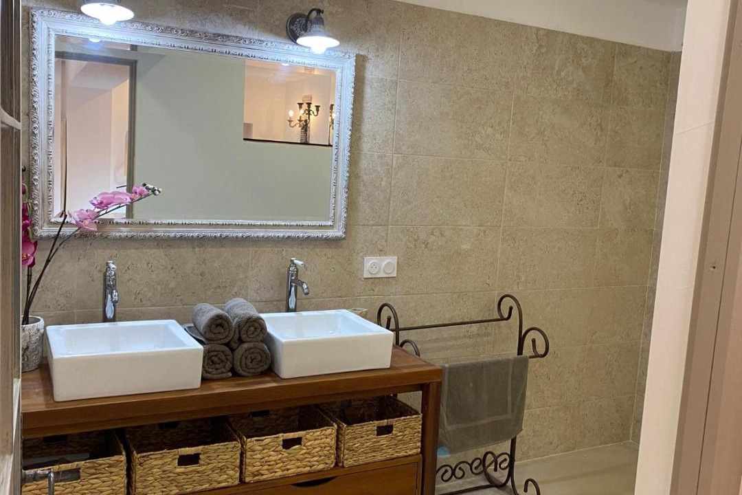 Photo of Bathroom in Le Castellet