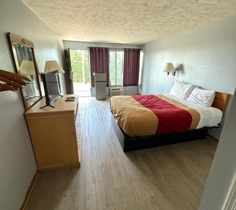 Photo of Others in Branson West