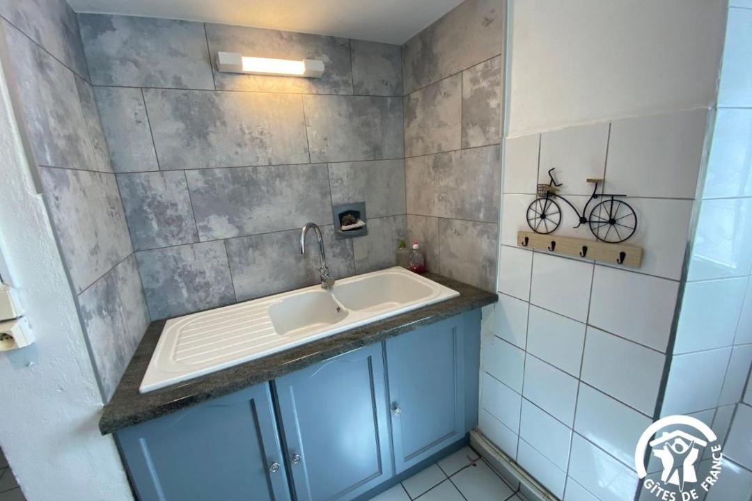 Photo of Bathroom in Curan