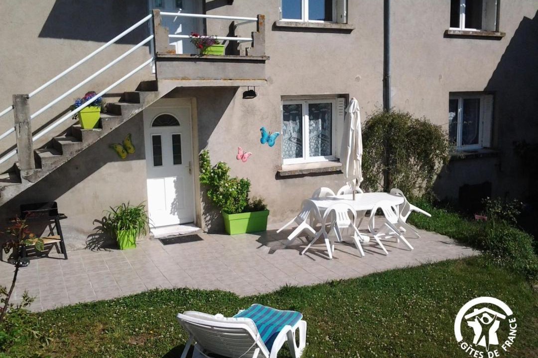 Photo of Patio Balcony in Curan