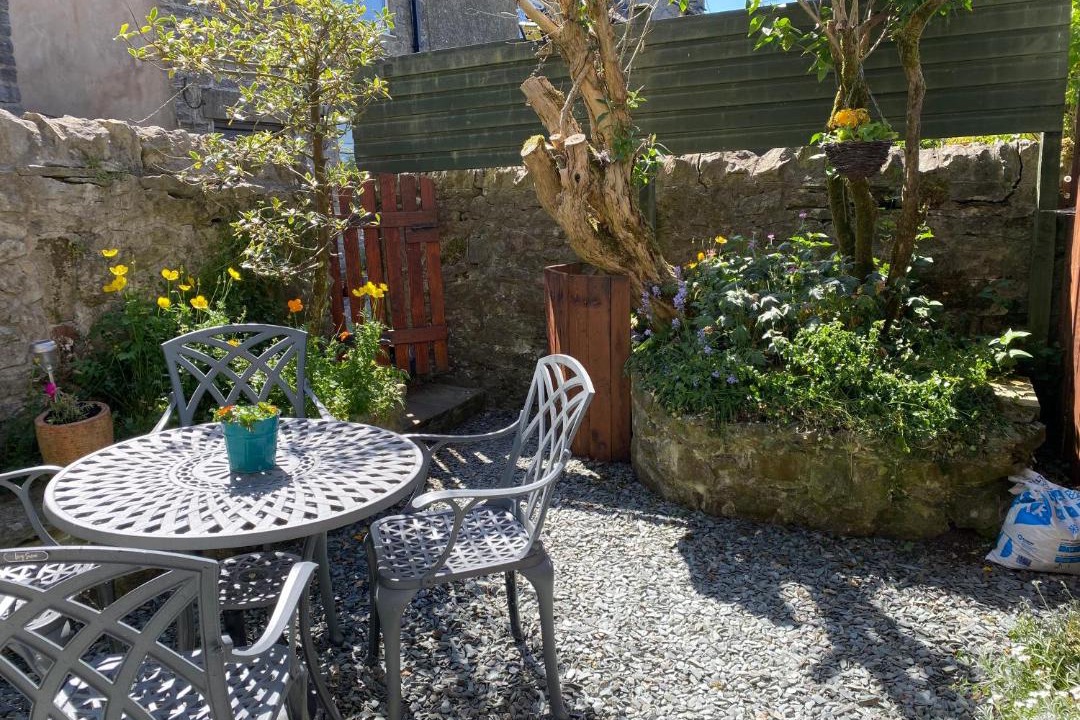 Photo of Others in Litton