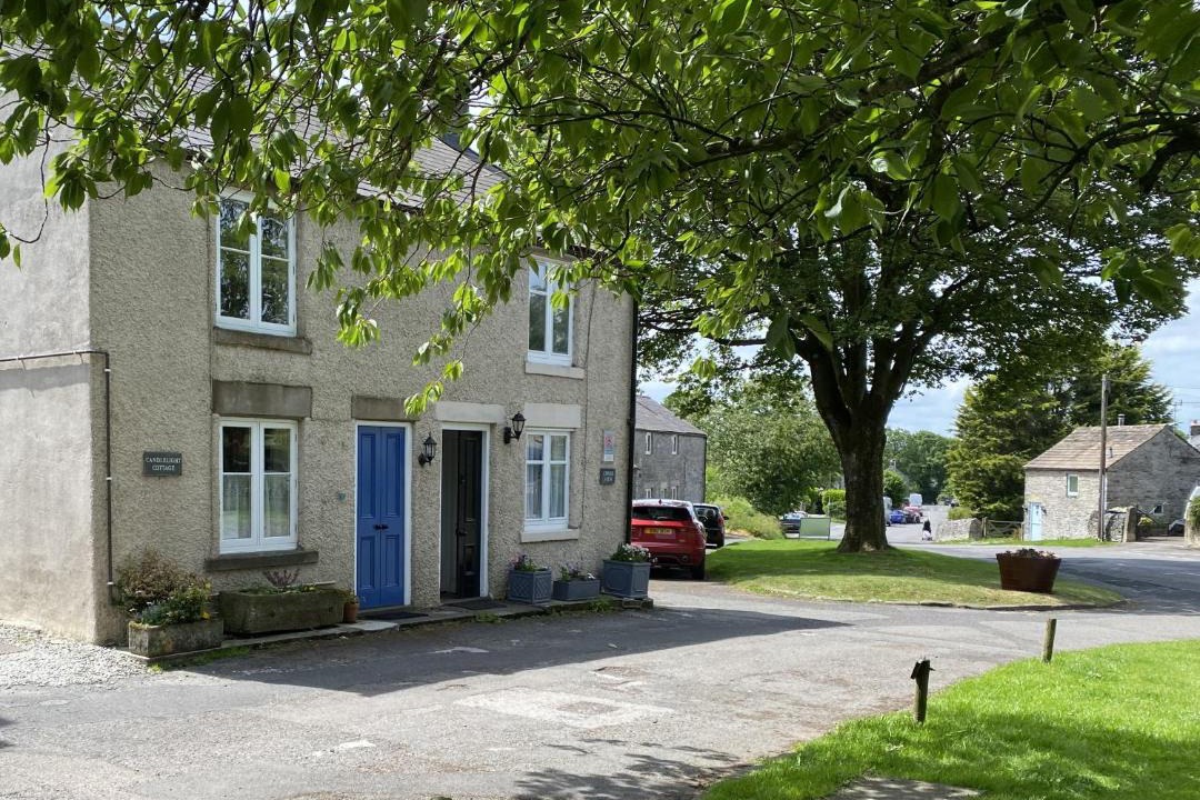 Photo of Others in Litton