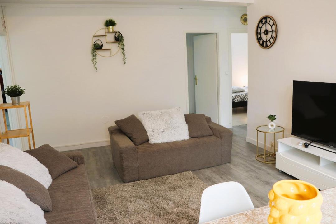 Photo of Livingroom in Saint-Jean-de-la-Ruelle