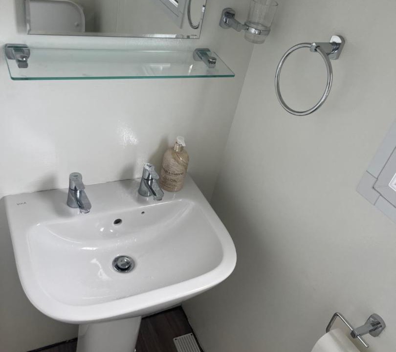 Photo of Bathroom in Penparcau