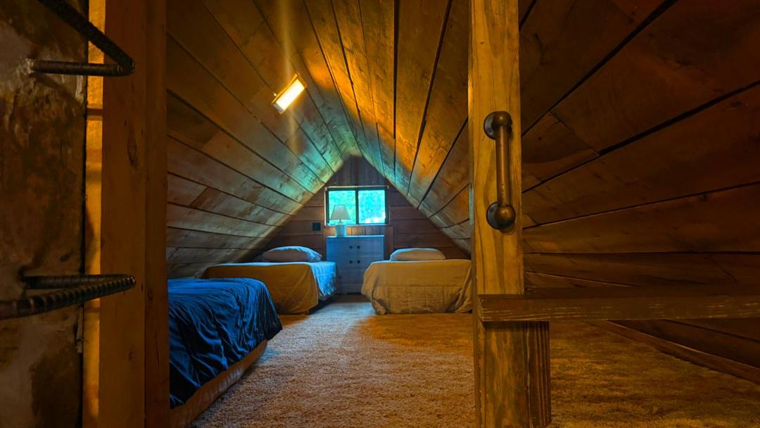 Photo of Bedroom in Champion