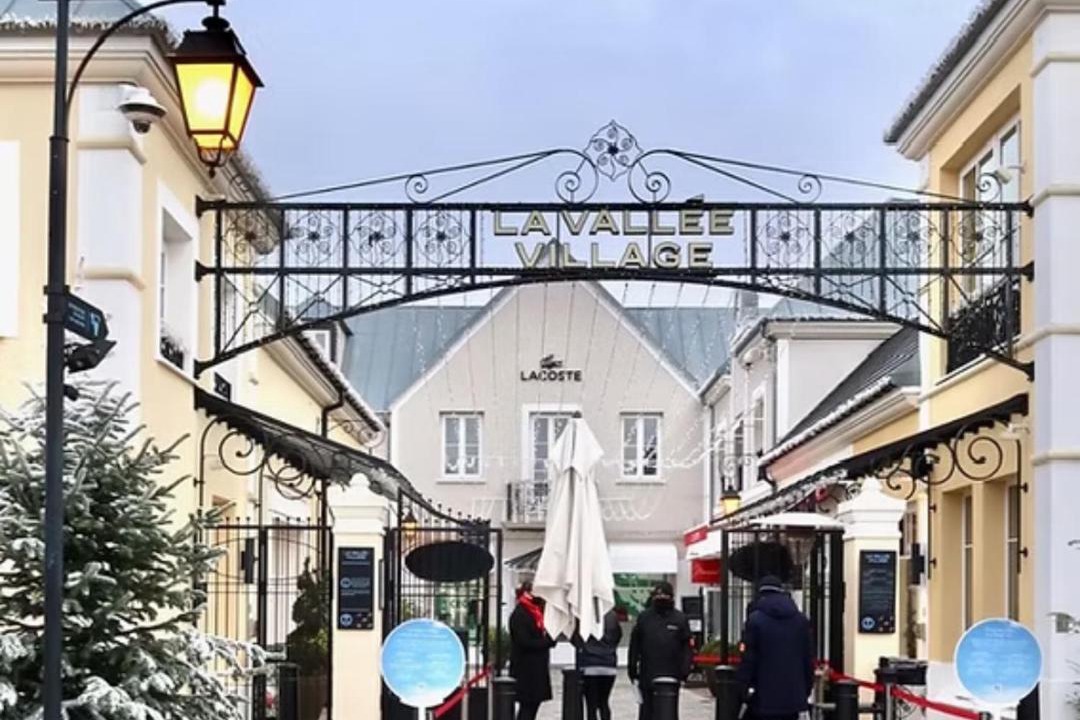 Photo of Others in Magny-le-Hongre