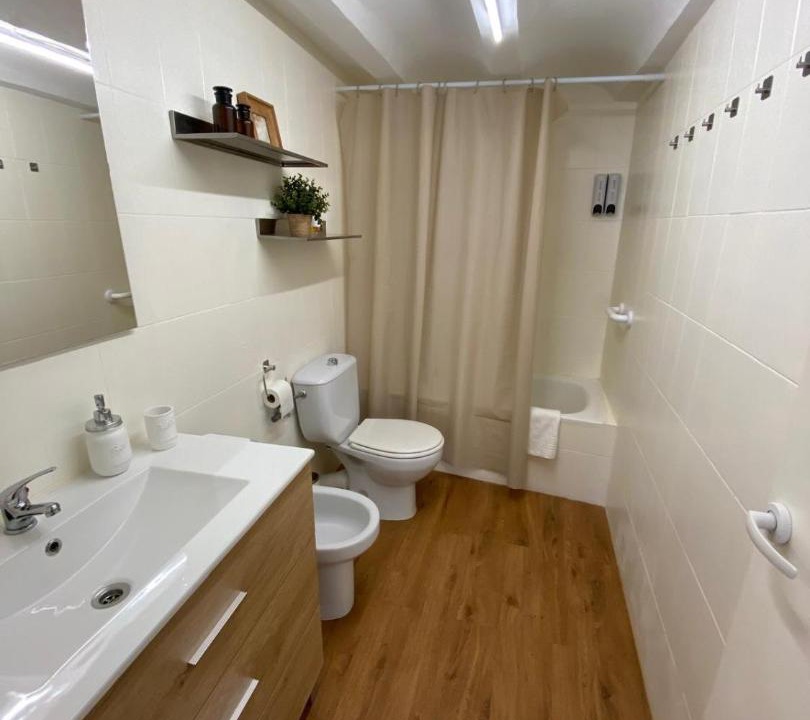 Photo of Bathroom in Alpuente
