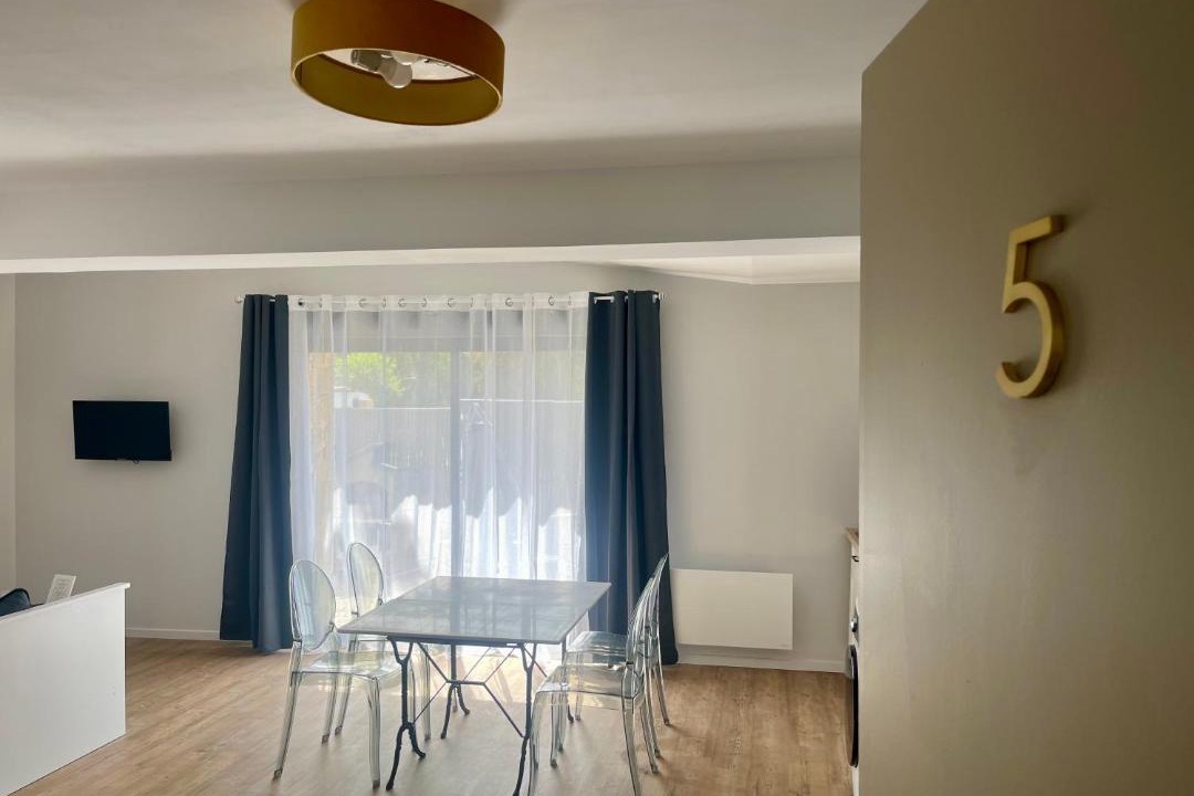 Photo of Others in Falleron