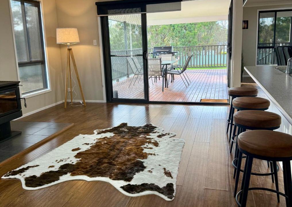 Photo of Others in Denman