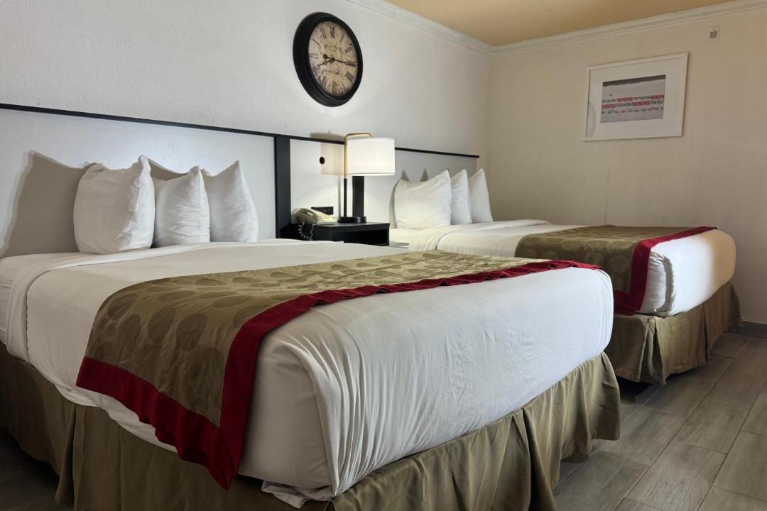 Photo of Bedroom in Crestline Heights