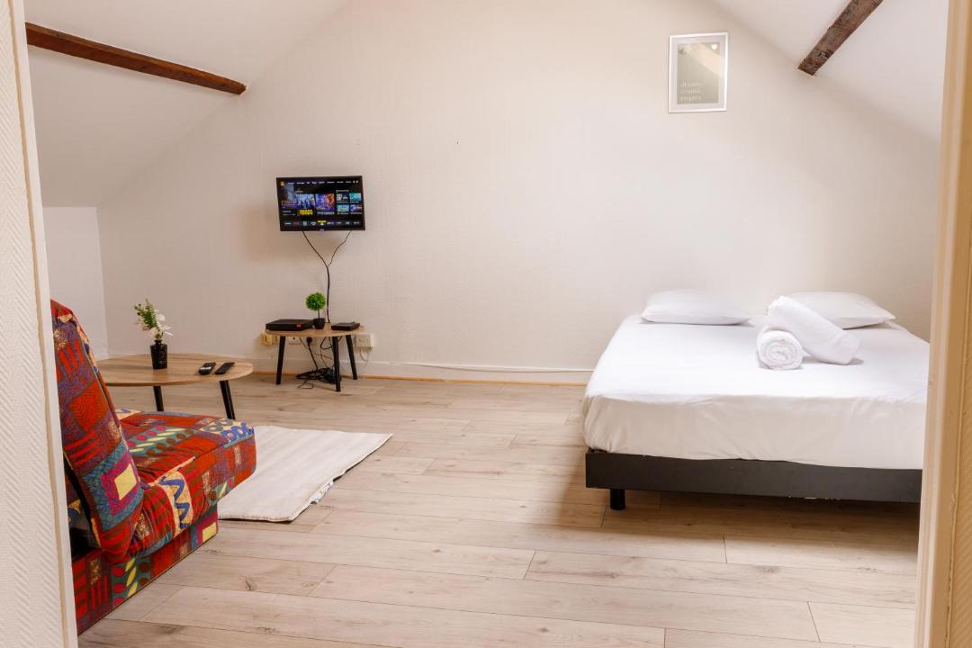 Photo of Bedroom in Montlucon
