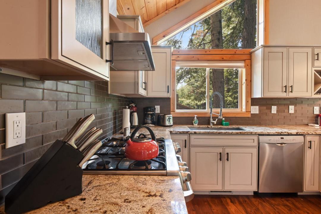 Photo of Kitchen in Kingswood Estates
