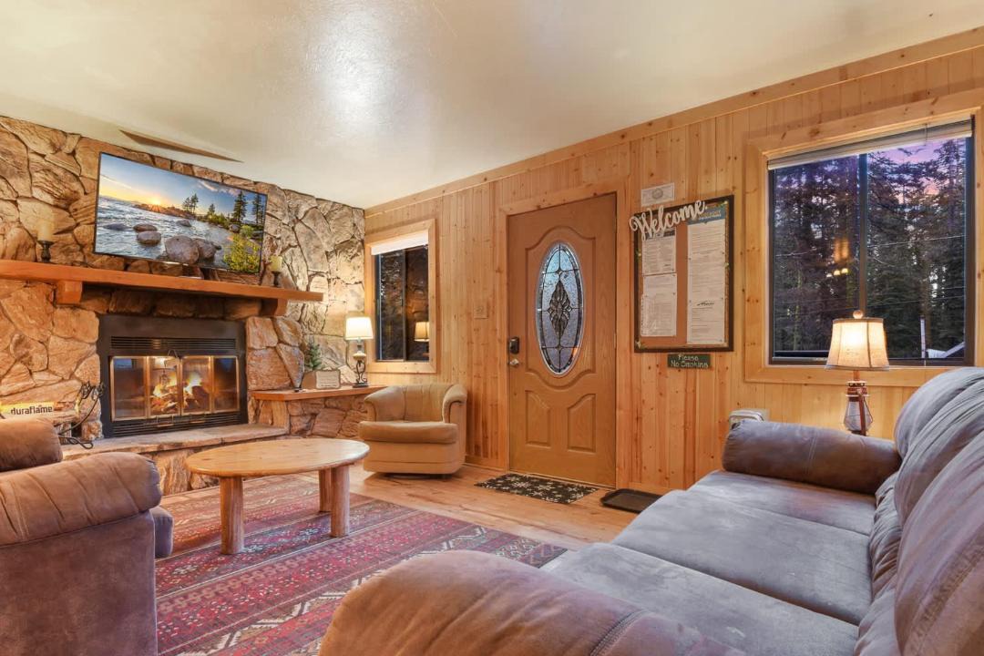 Photo of Others in Tahoe Pines