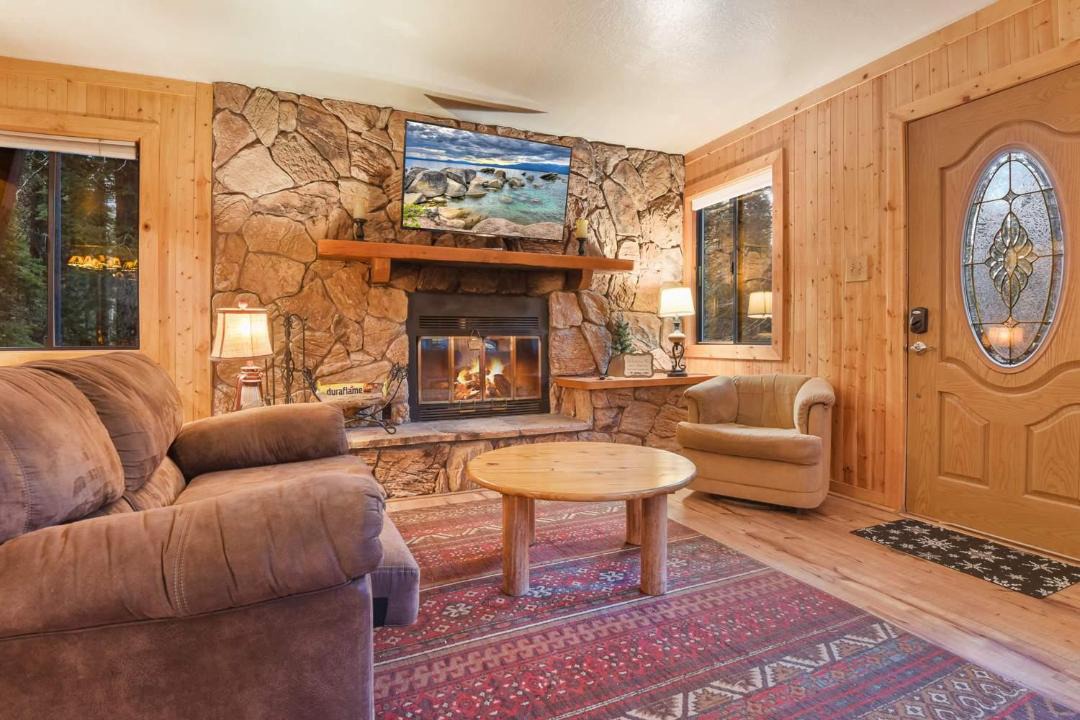 Photo of Others in Tahoe Pines