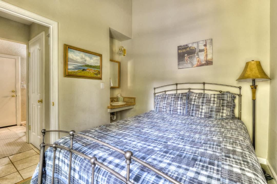 Photo of Bedroom in Dollar Point