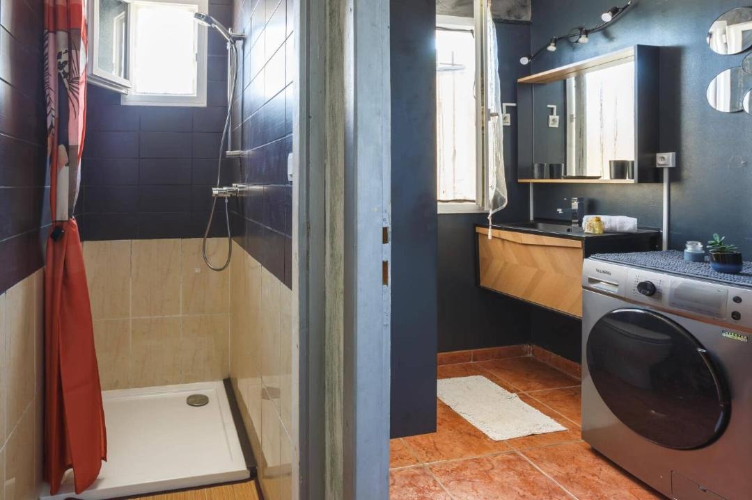 Photo of Bathroom in Plaissan