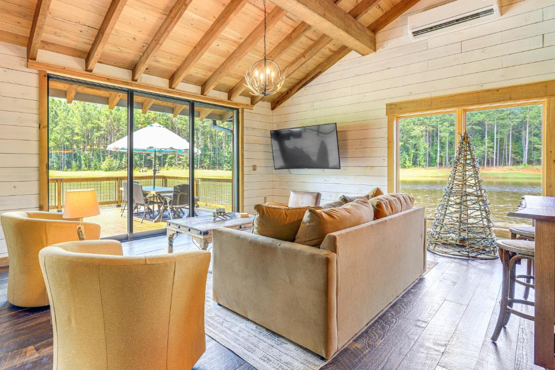 Photo of Others in Thomaston