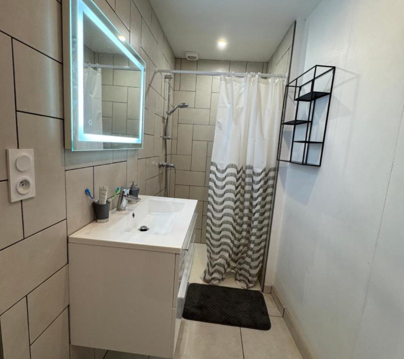 Photo of Bathroom in Cordes-sur-Ciel