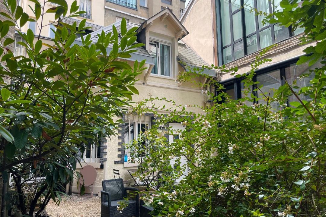 Photo of Others in Quartier de la Maison-Blanche