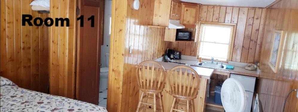 Photo of Bedroom in Hot Sulphur Springs