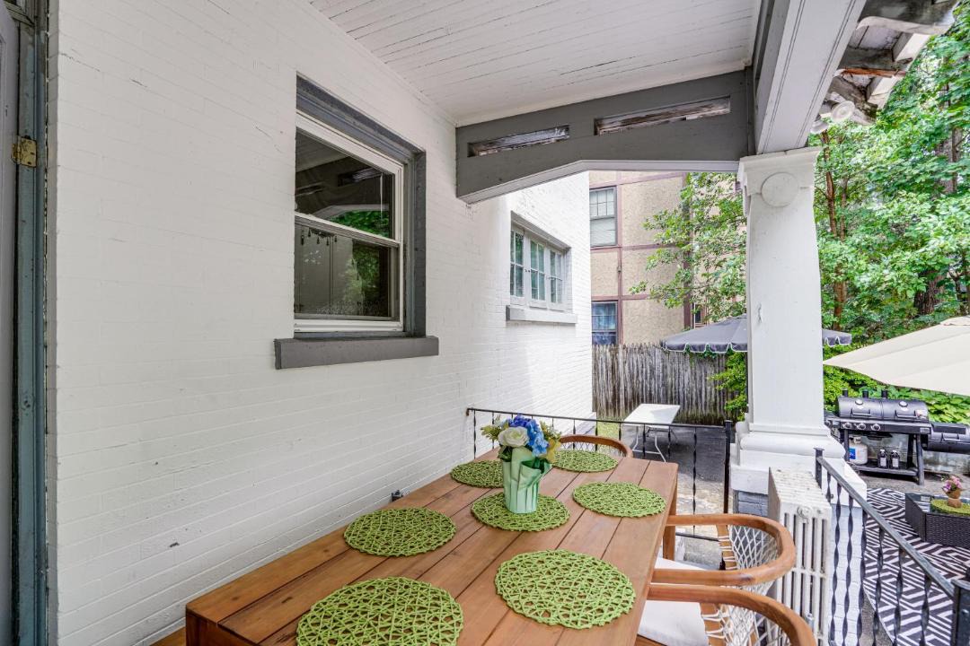 Photo of Patio Balcony in Stockade Historic District