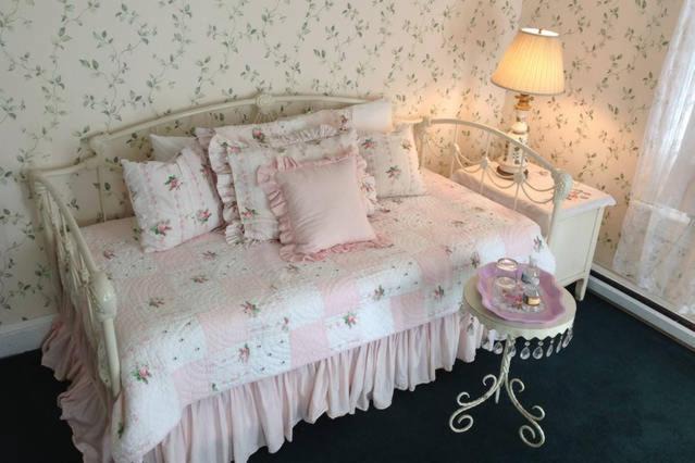 Photo of Bedroom in Spring Lake
