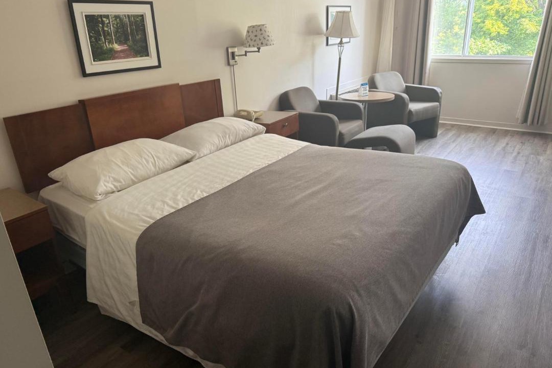 Photo of Bedroom in Mont-St-Hilaire
