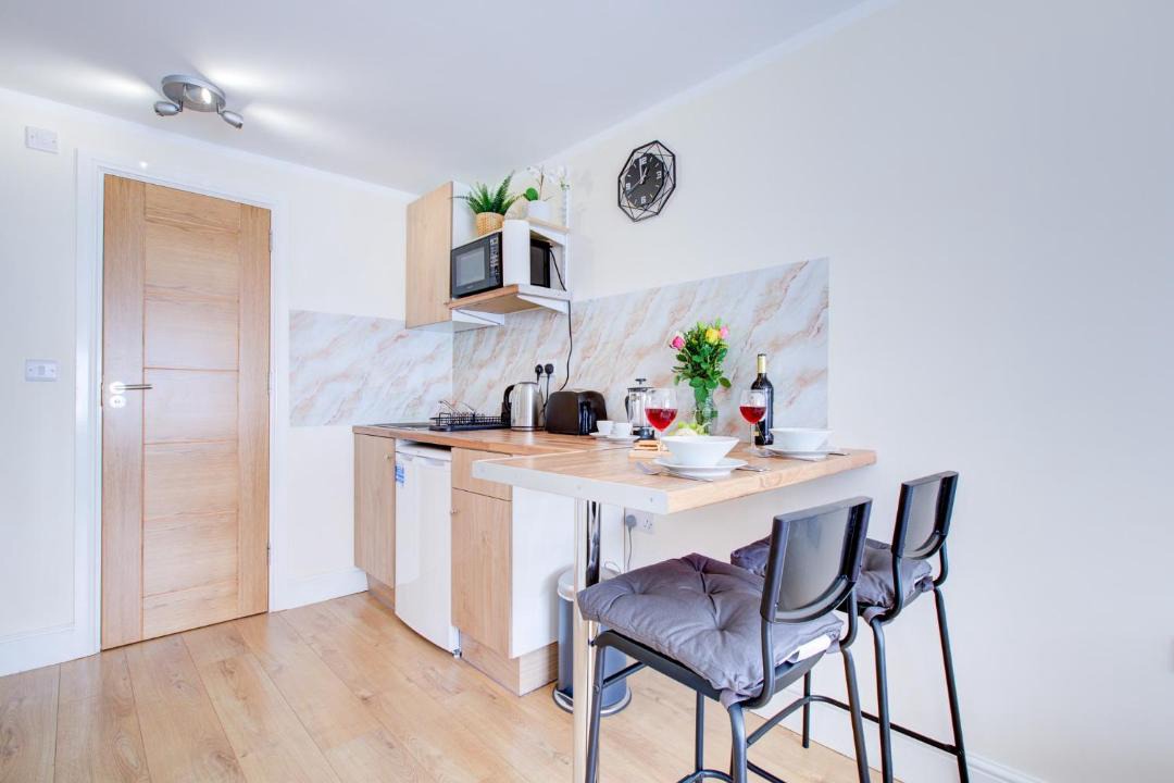 Photo of Others in Ponders End