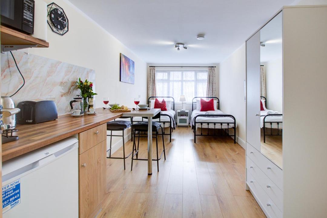 Photo of Others in Ponders End