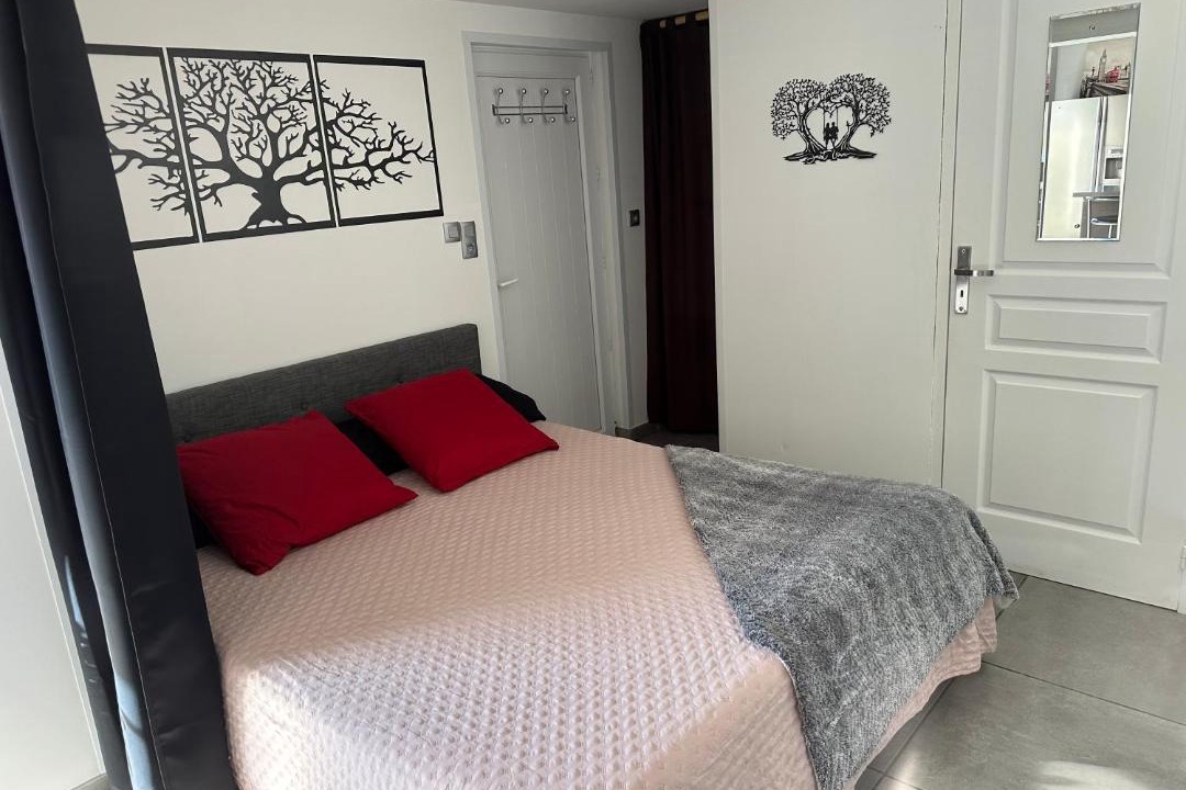 Photo of Bedroom in Saint-Vite