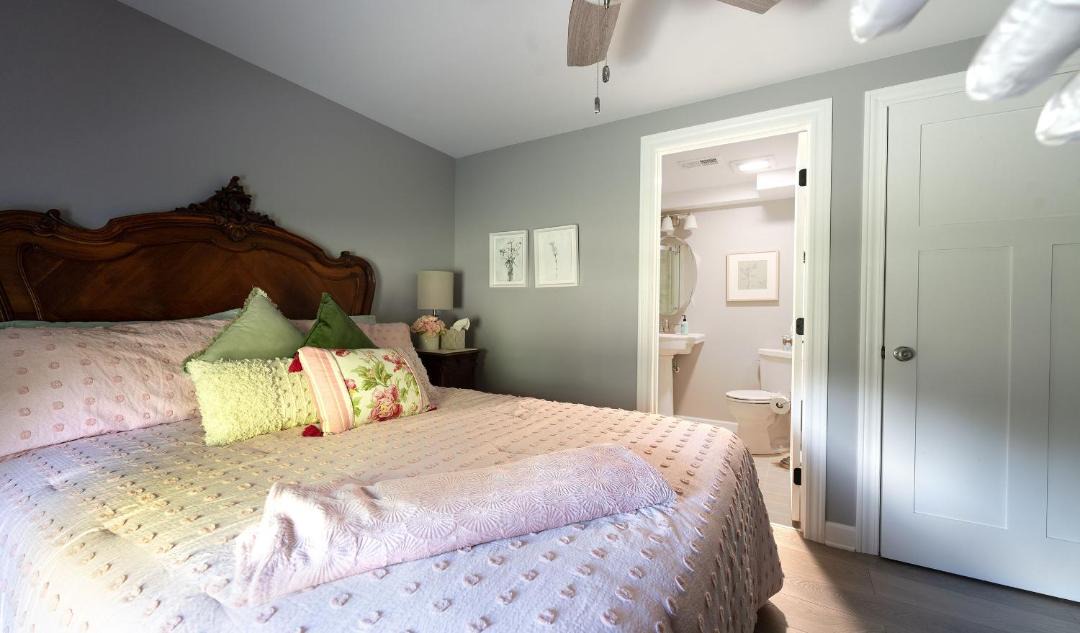Photo of Bedroom in South Haven