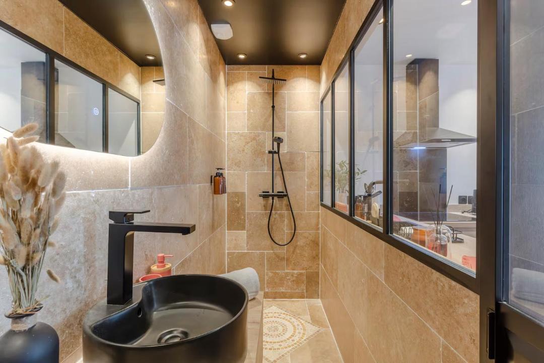 Photo of Bathroom in Lescar