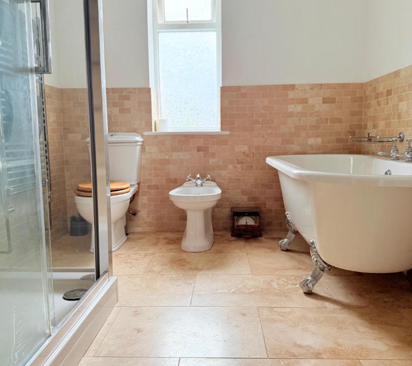 Photo of Bathroom in Copythorne