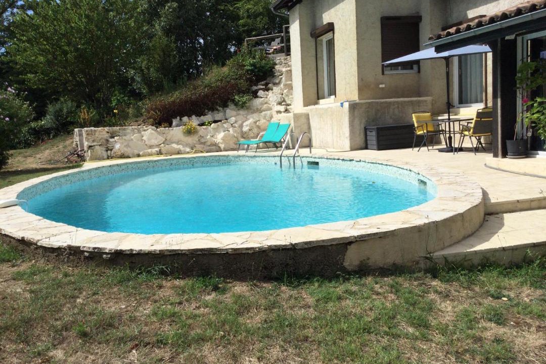 Photo of Others in Velines