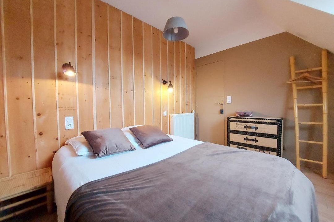 Photo of Bedroom in L'Hotellerie-de-Flee