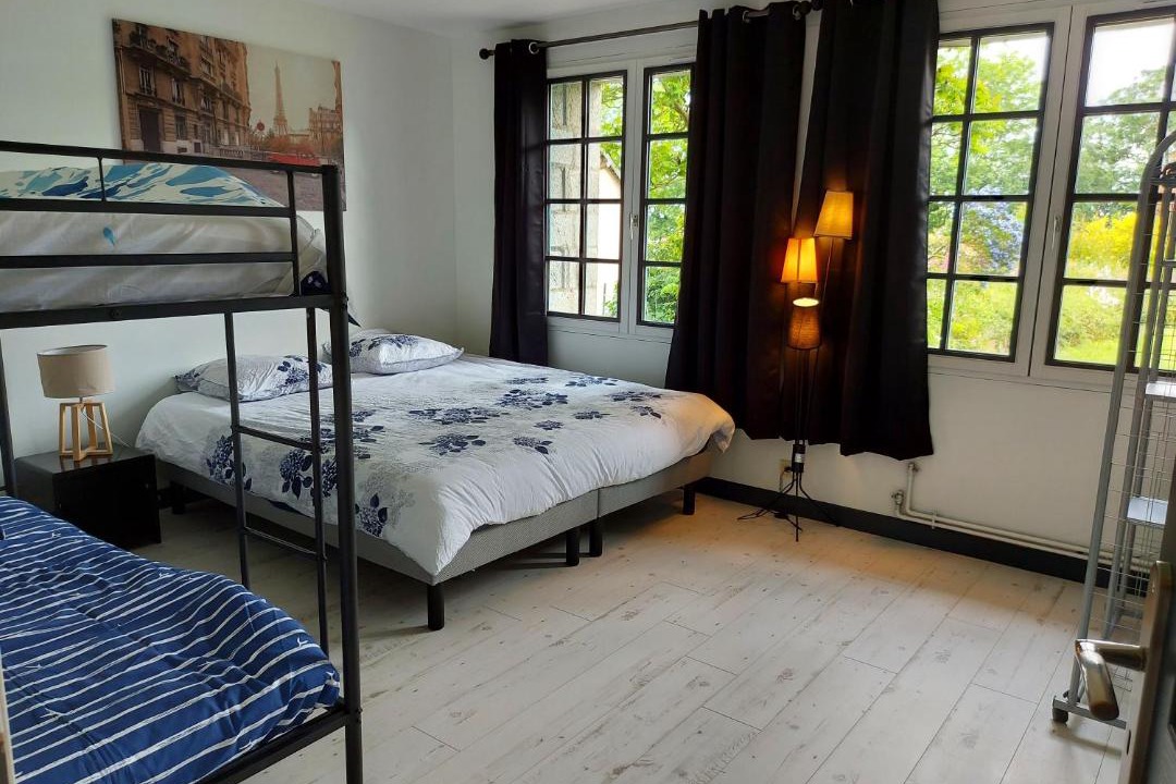 Photo of Bedroom in Saint-Jean-sur-Mayenne