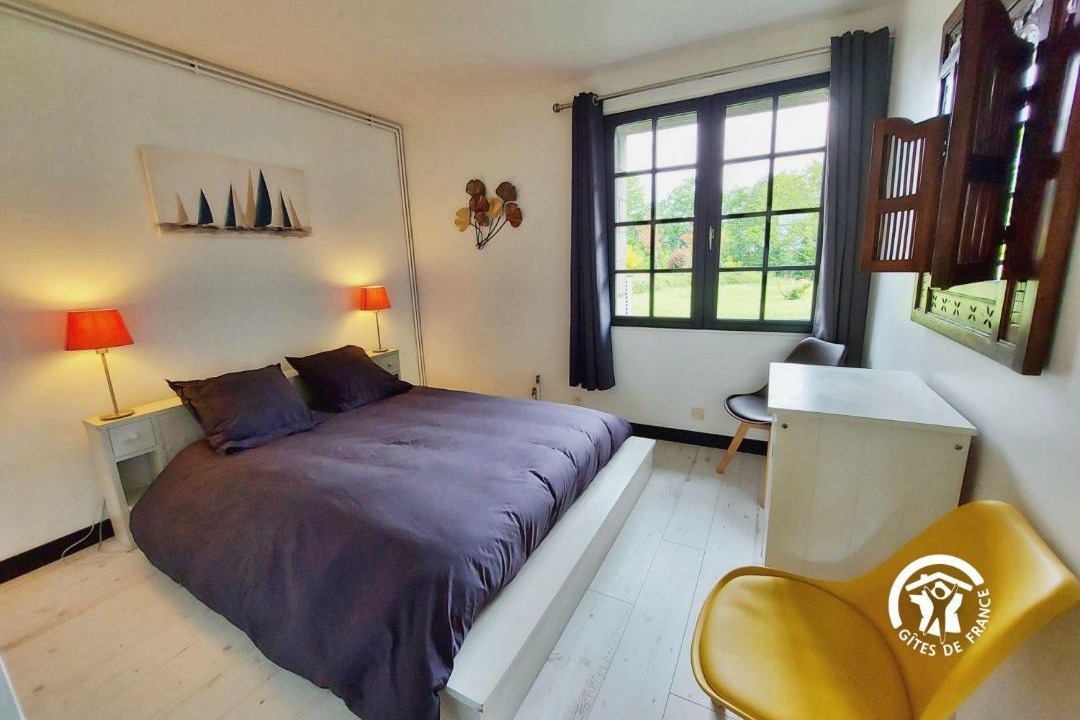 Photo of Bedroom in Saint-Jean-sur-Mayenne