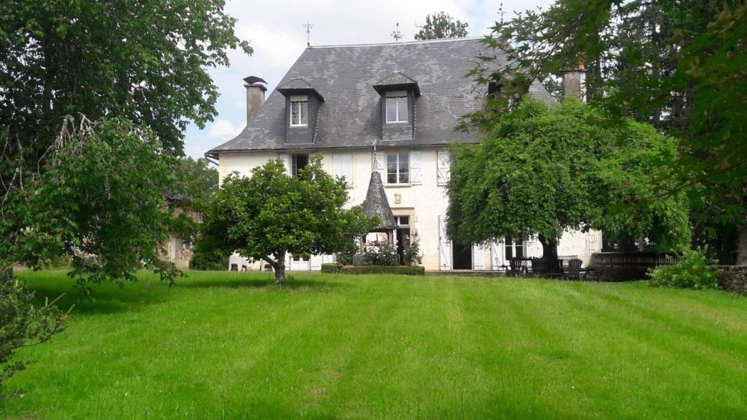 Photo of Others in Naves